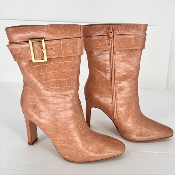 NIB Journee Collection Elanie Bootie - Picture 8 of 16